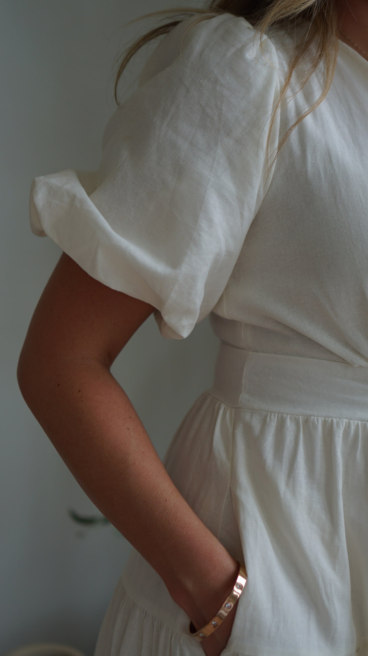 AIRY COTTON PUFF SLEEVE MIDI WRAP DRESS