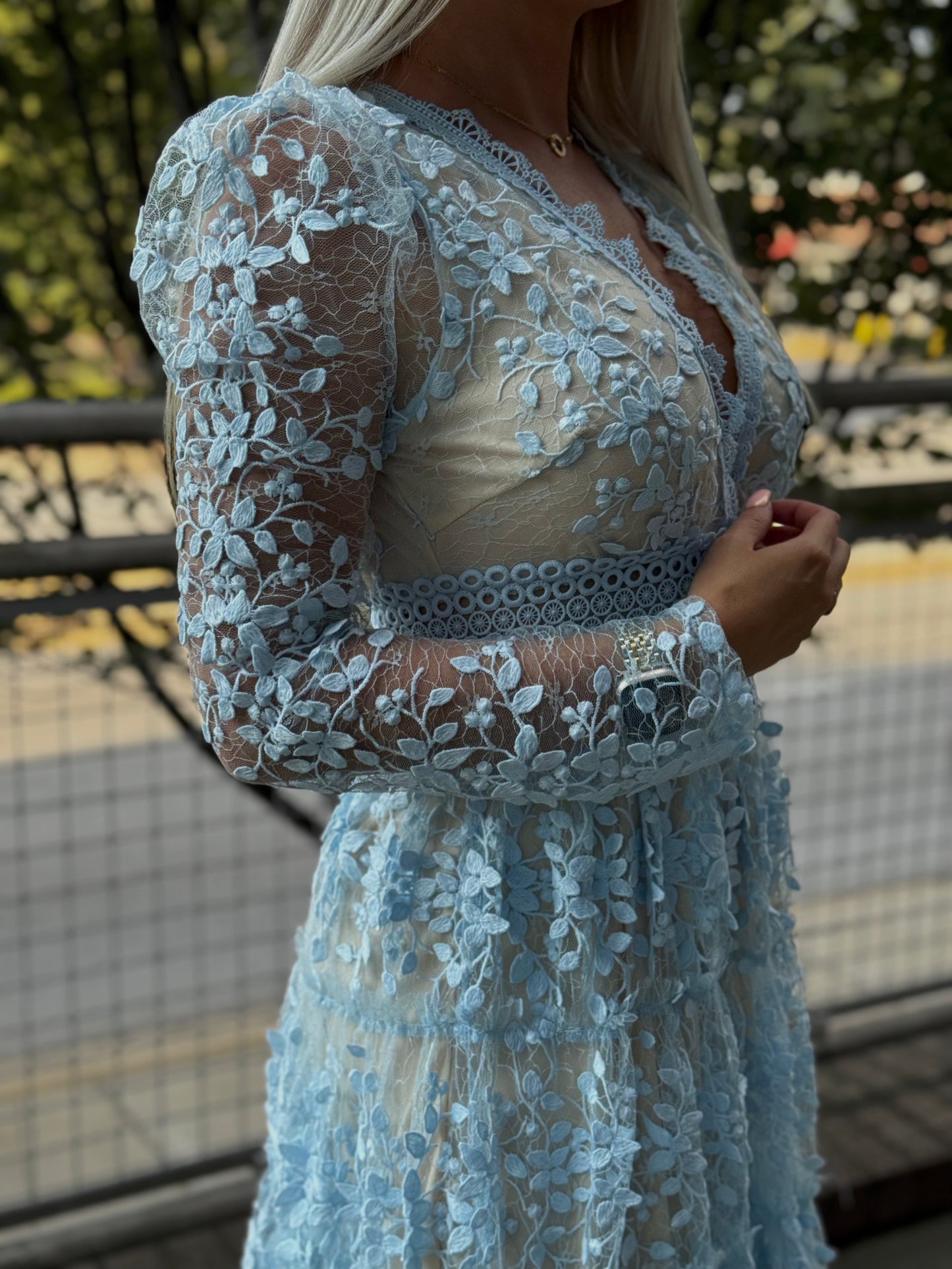 LACE REVERIE MINI DRESS
