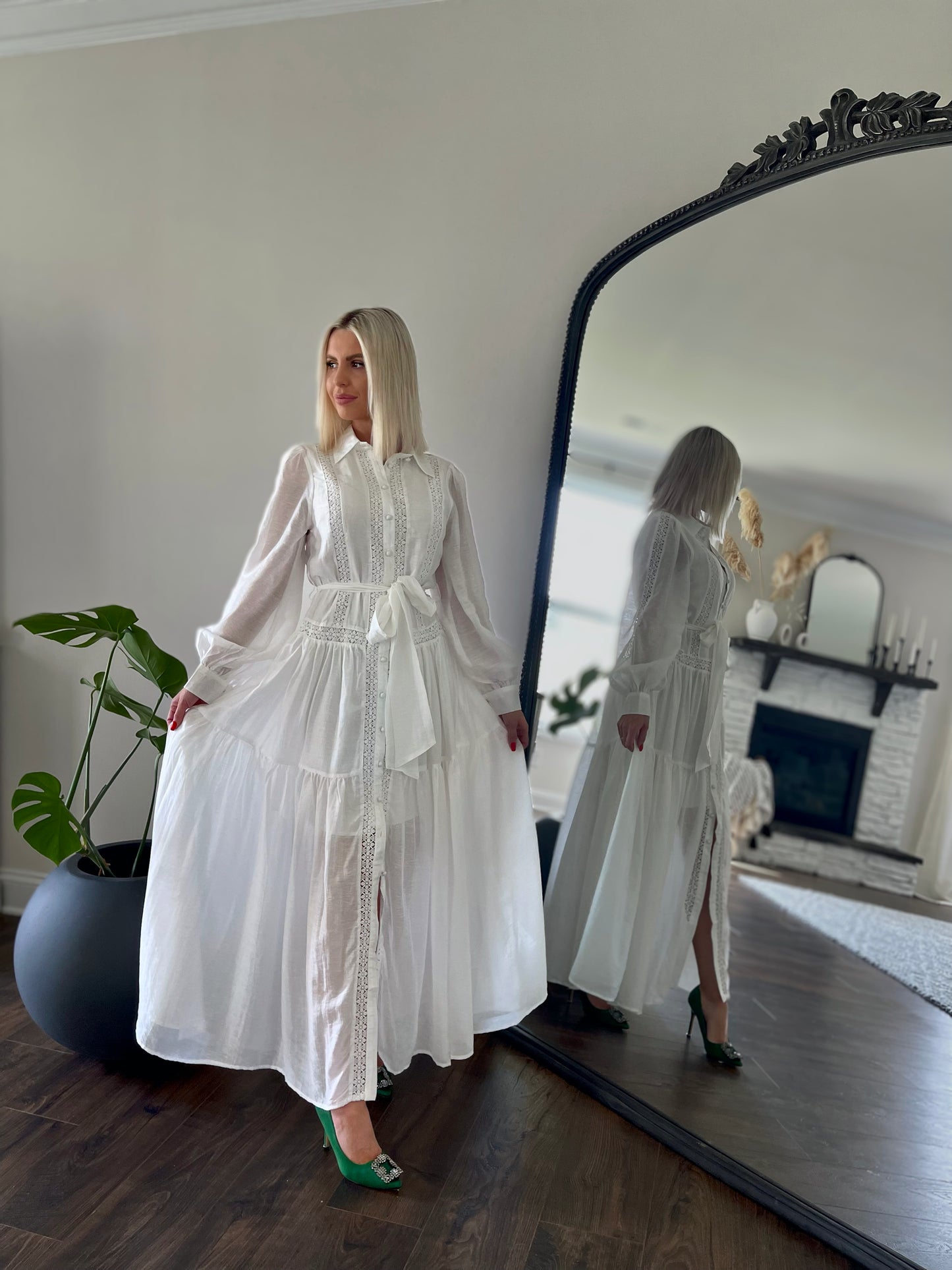 TIMELESS WHITE MAXI DRESS
