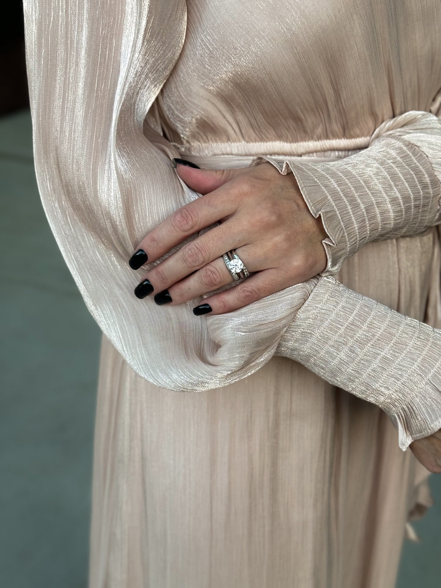 ESTELLE MIDI DRESS IN CHAMPAGNE