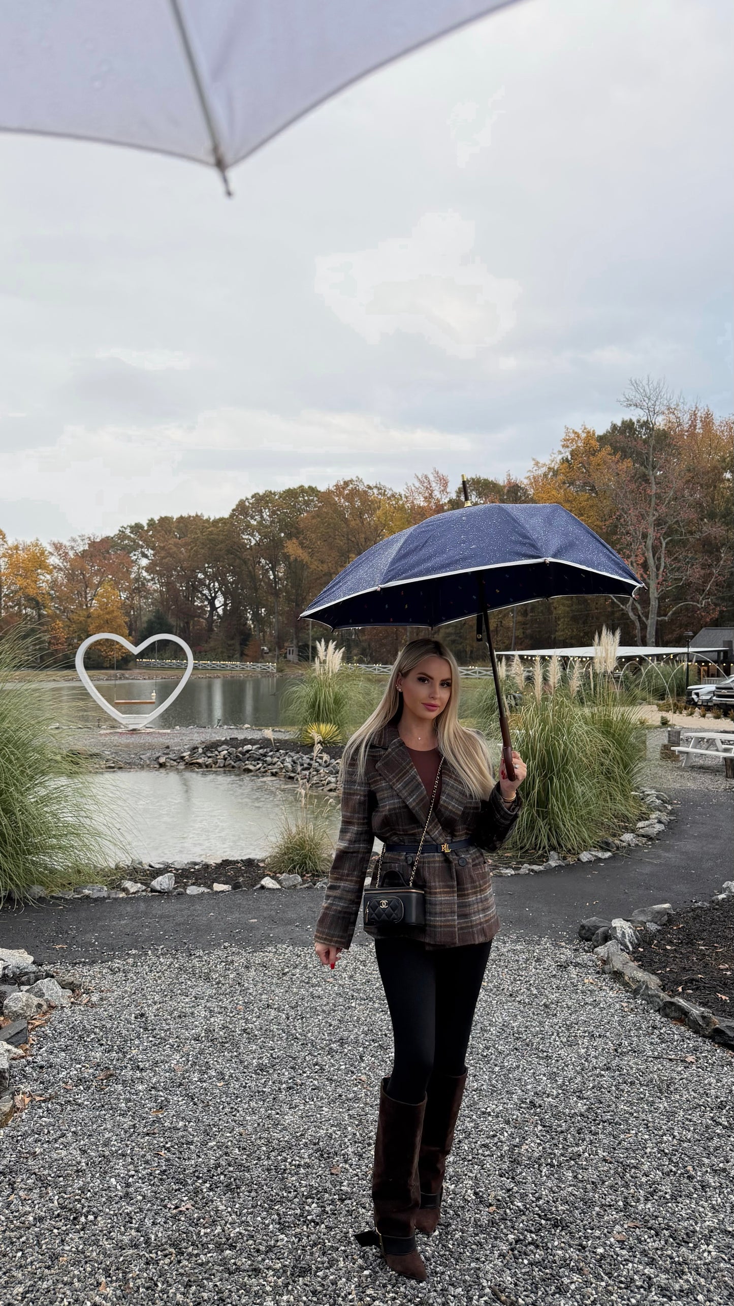 CHESTNUT BEAR WOOL COAT