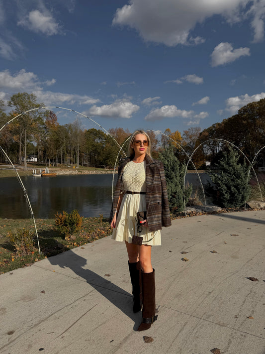 CHESTNUT BEAR WOOL COAT