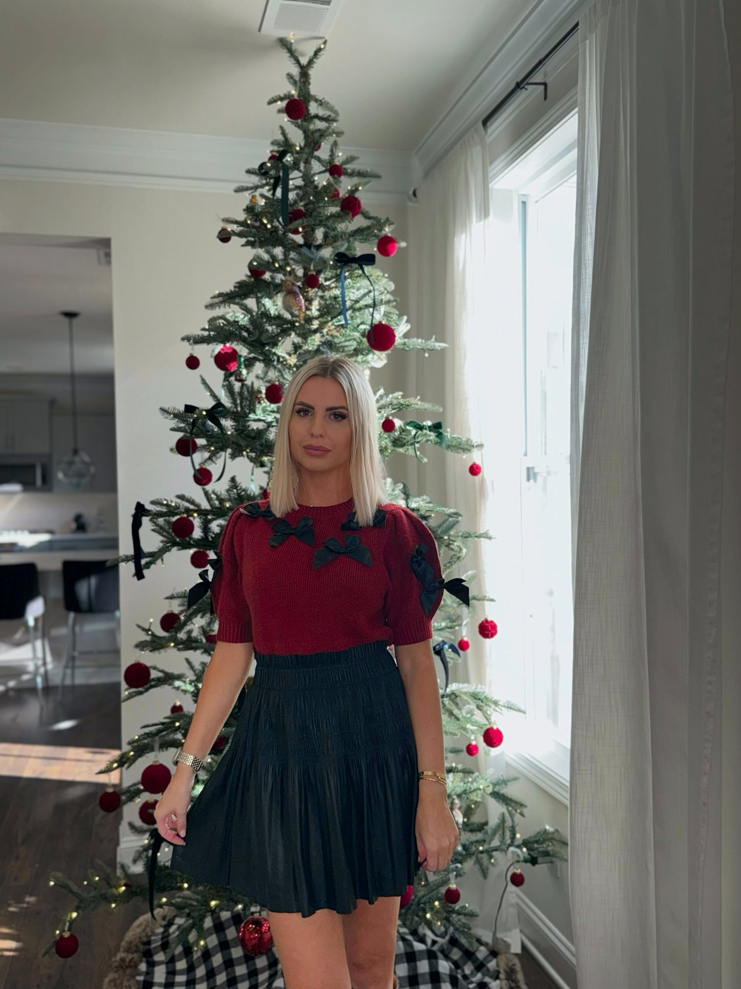 SCARLET BOW KNITTED TOP