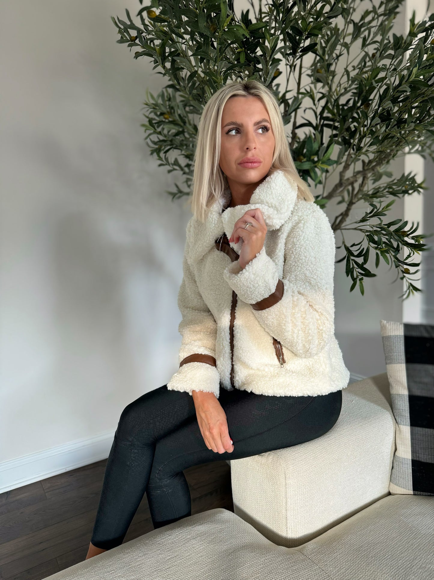 SHEPRA JACKET