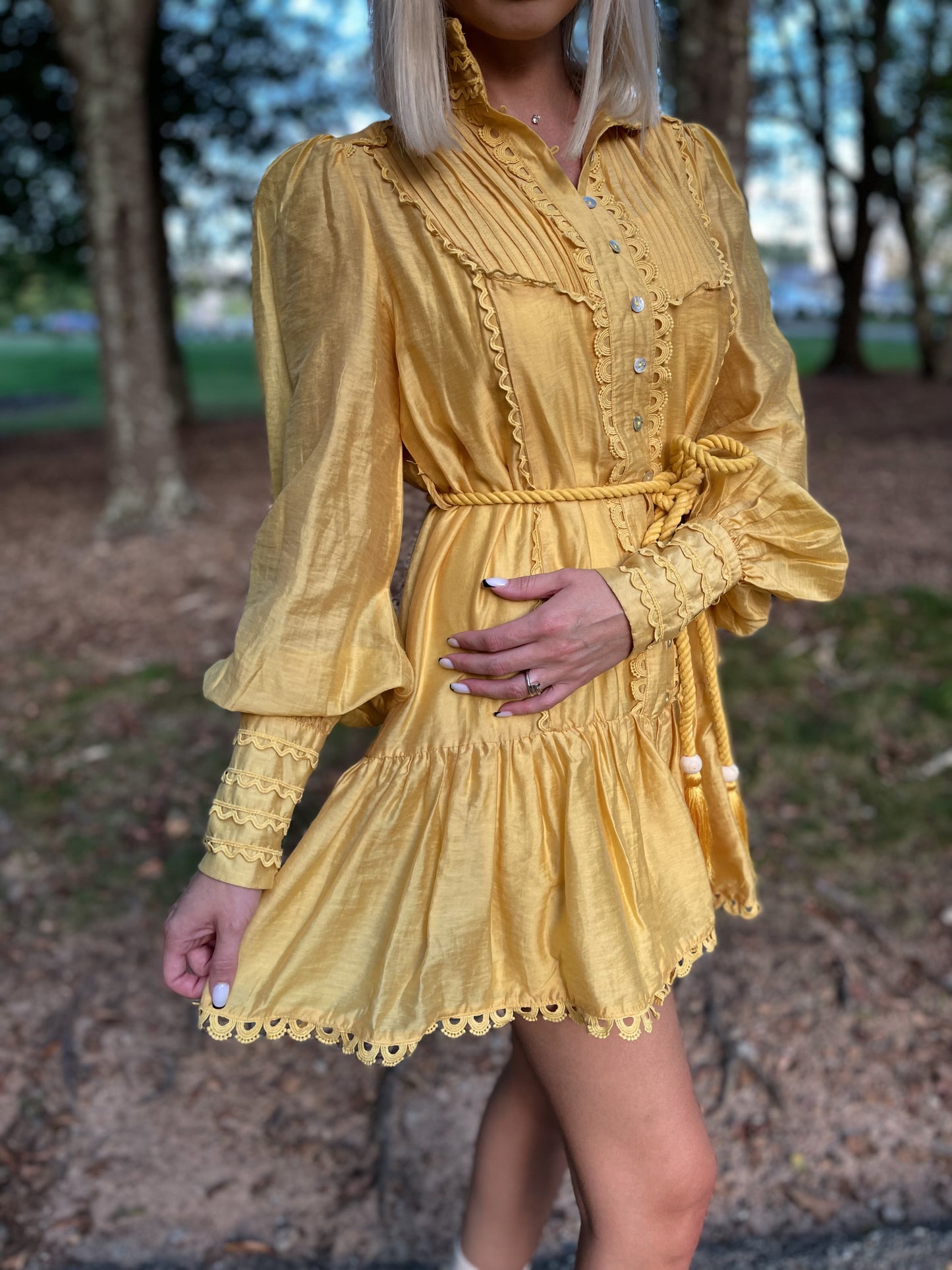 WOMEN IN GOLD MINI DRESS