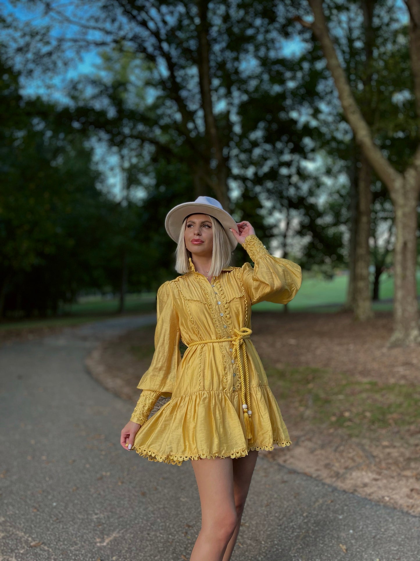 WOMEN IN GOLD MINI DRESS