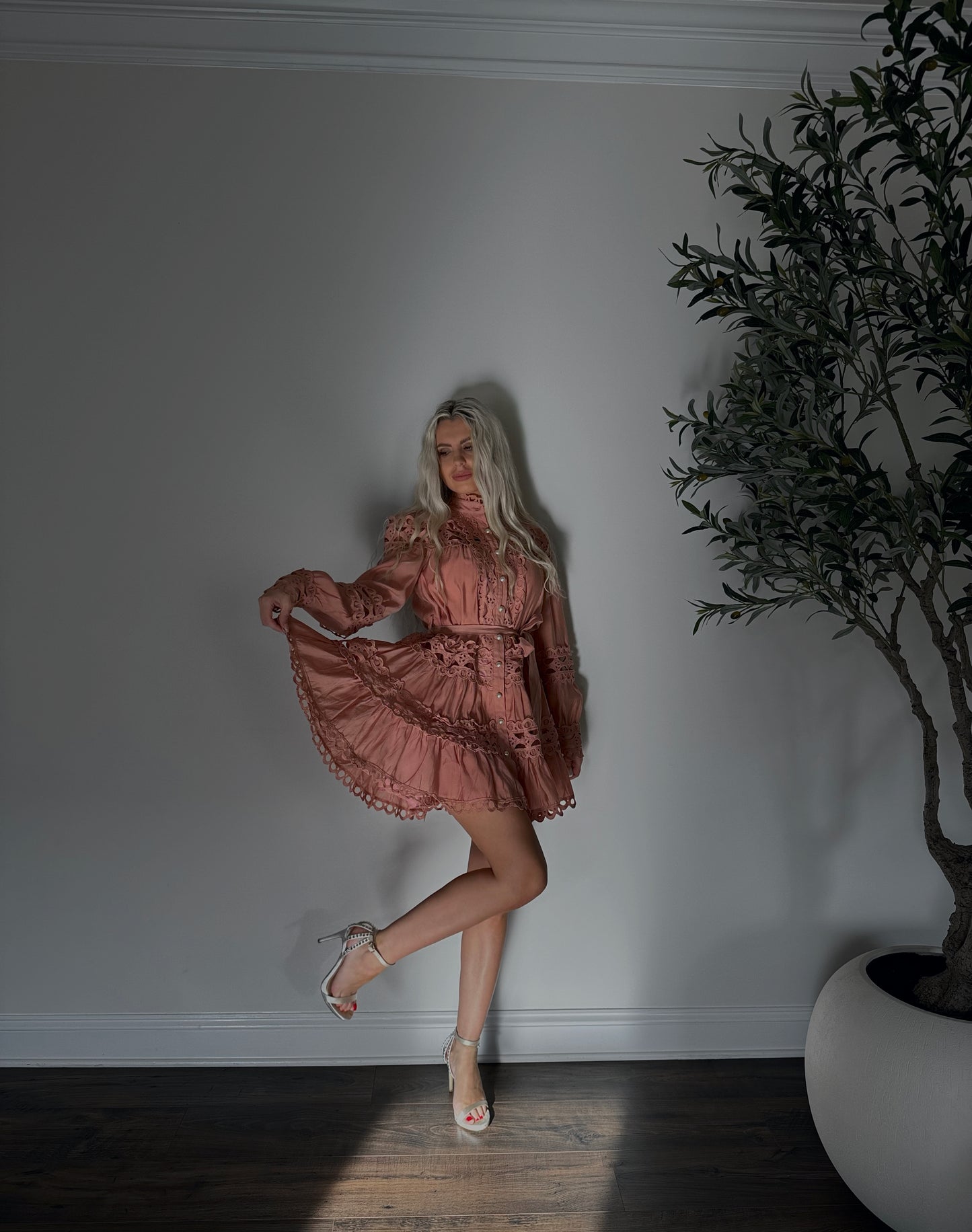 DUSKY PETAL SHEATH MINI DRESS