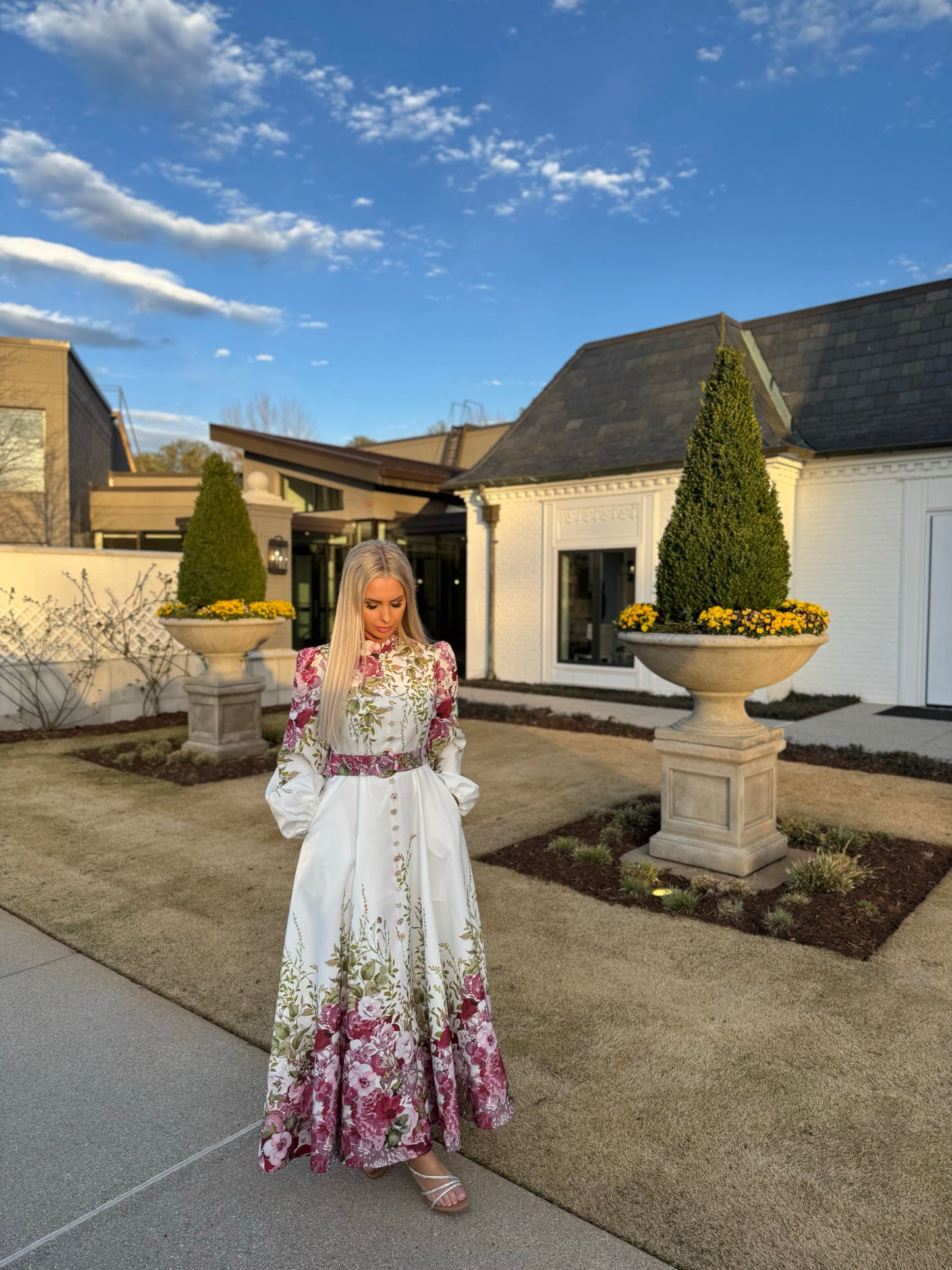 ROSETTE BLOOM MAXI DRESS