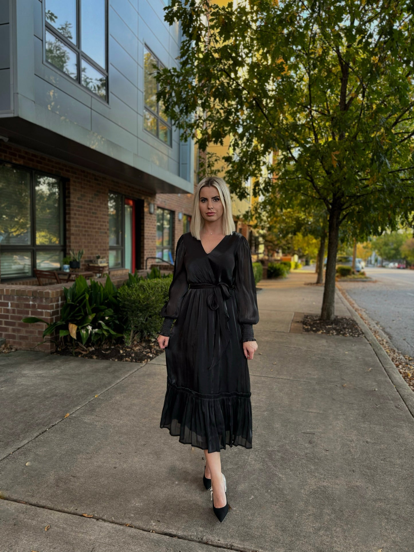 ESTELLE MIDI DRESS IN BLACK