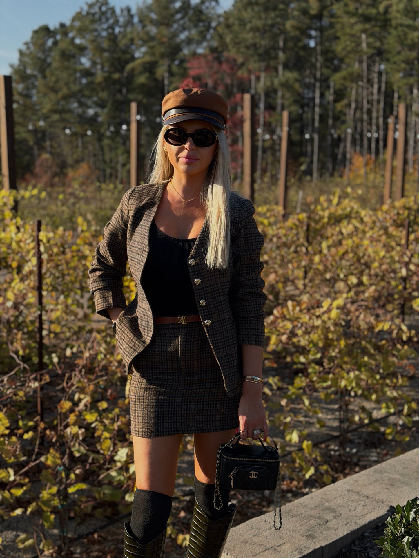 THE BEAUMONT SET IN MULTI BROWN COLOR